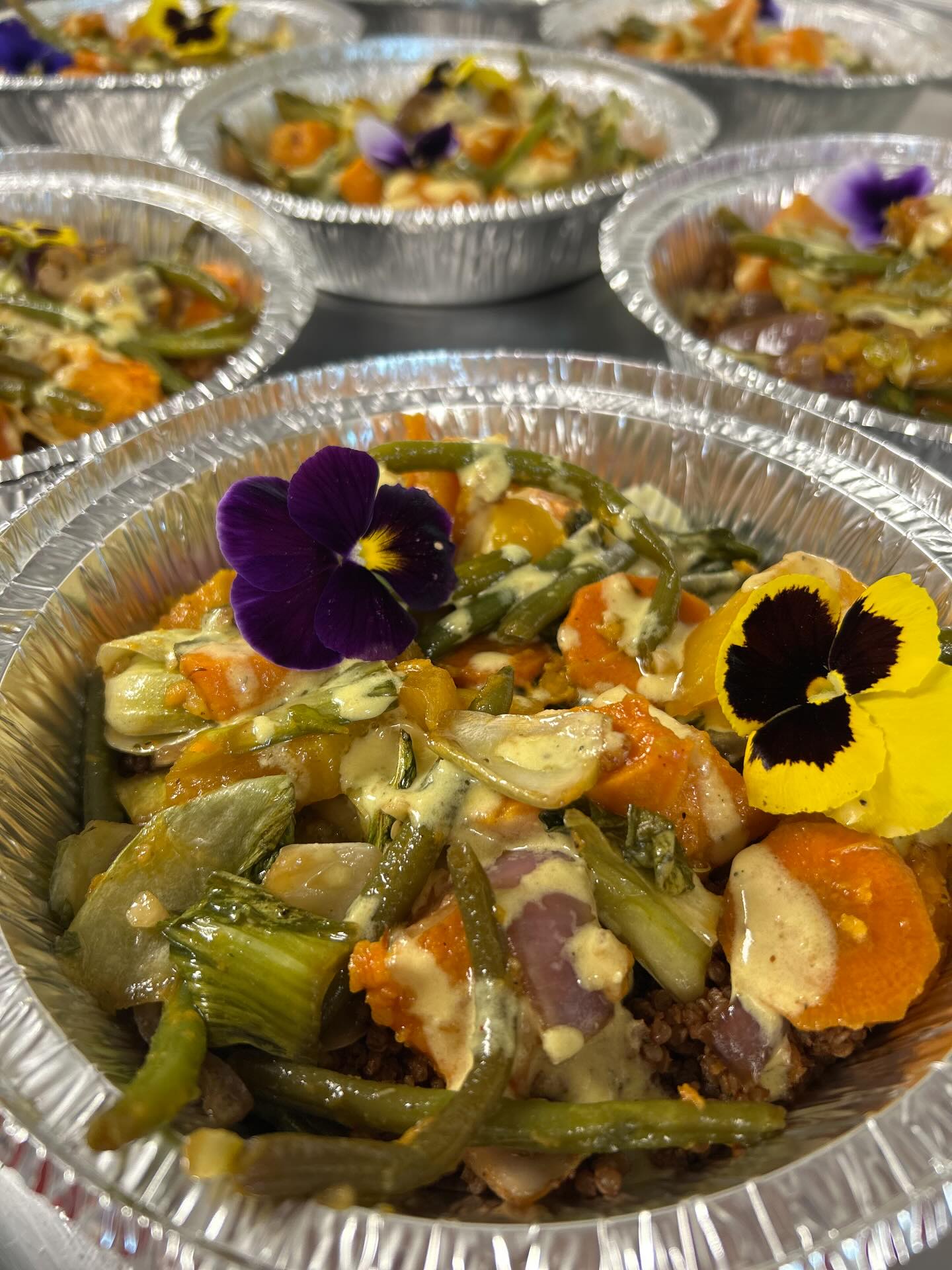 Buenos Diaz from Houston Street ✨ Pictured is sweet potato bok choy skillet 🌱 

Available in our cooler today along with many other dishes and desserts #plantlove