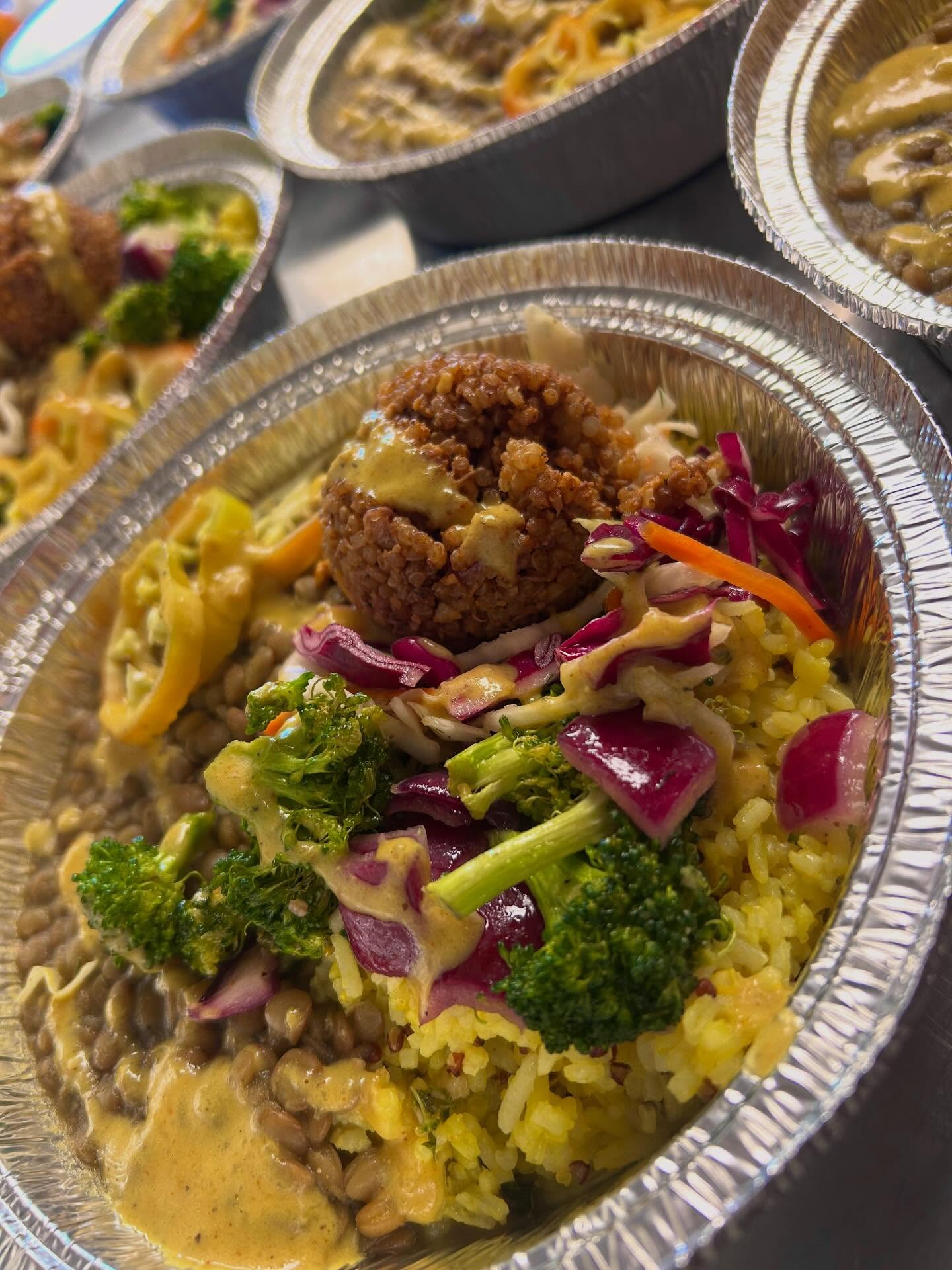 ✨Plant Protein Power Bowl✨

We are open today until 6:30 🌱